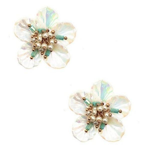 Aproject Jewelry - Beautiful Retro Floral Shell Like Earrings
